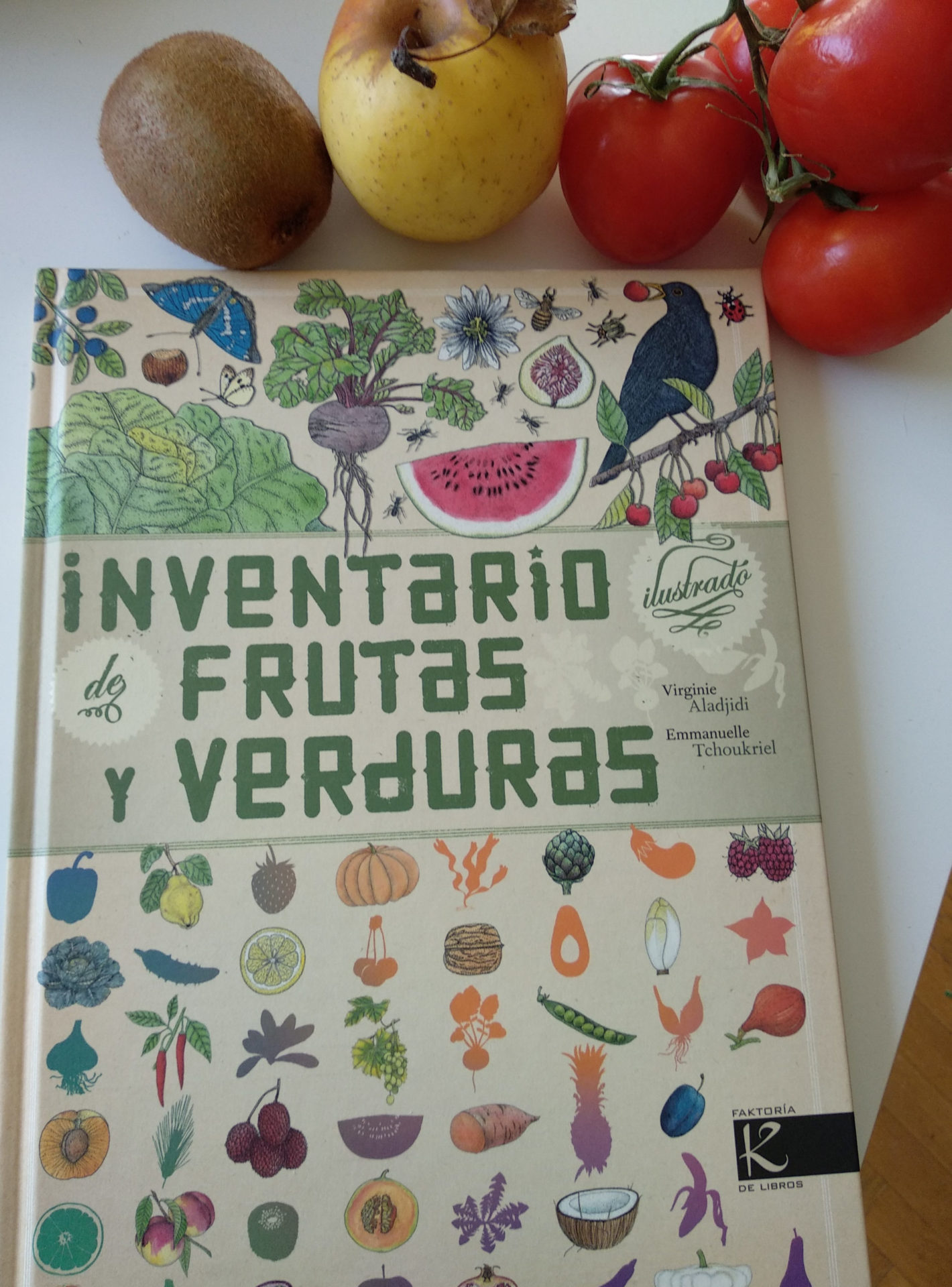 inventario ilustrado de frutas y verduras kalandraka